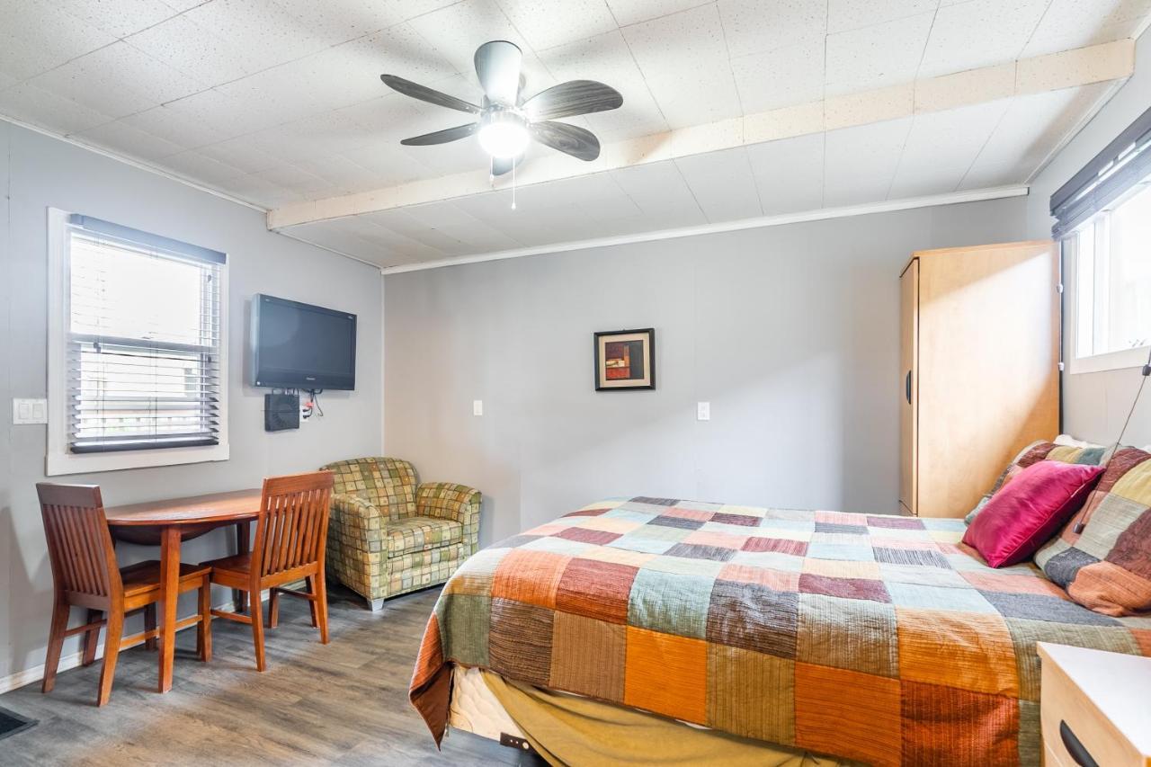 Bayside Cottage Rentals Port Rowan المظهر الخارجي الصورة