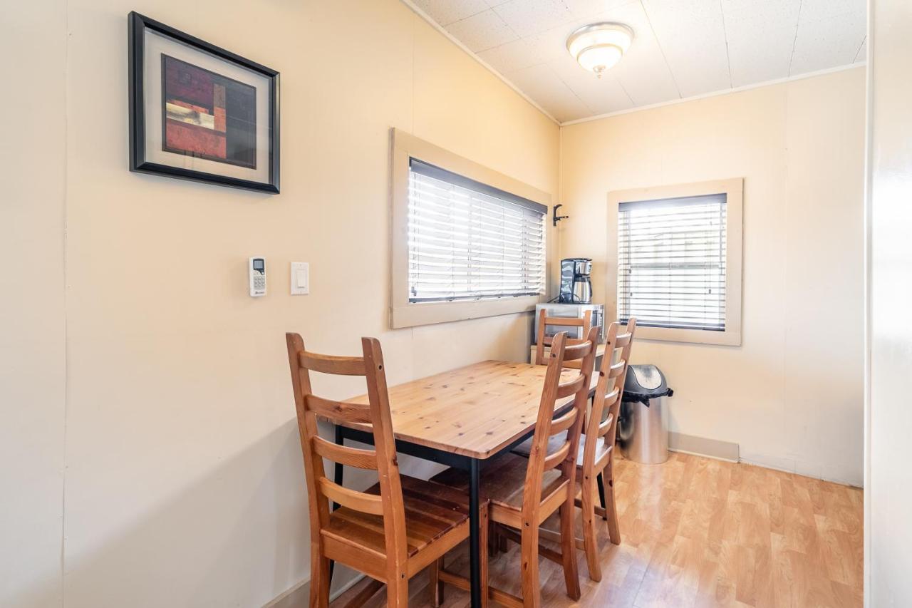 Bayside Cottage Rentals Port Rowan المظهر الخارجي الصورة